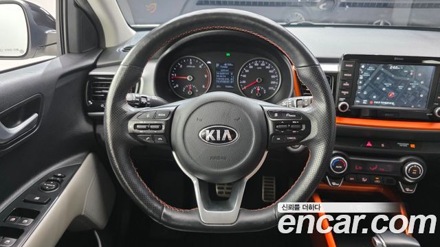 Kia Stonic 2018 — photo 12