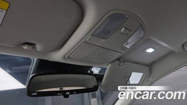 Kia Stonic 2018 — photo 19