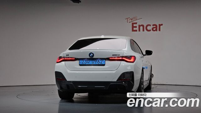 BMW i4 2024 — photo 4