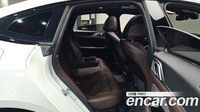 BMW i4 2024 — photo 17
