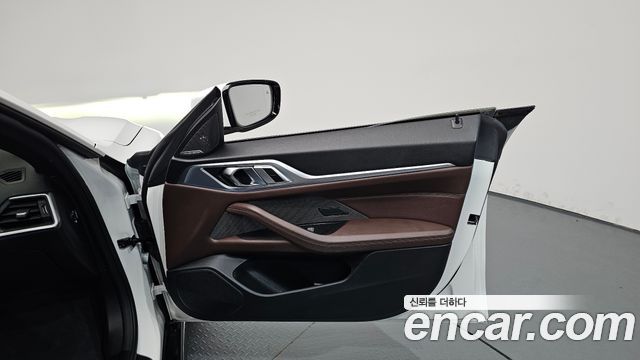 BMW i4 2024 — photo 14