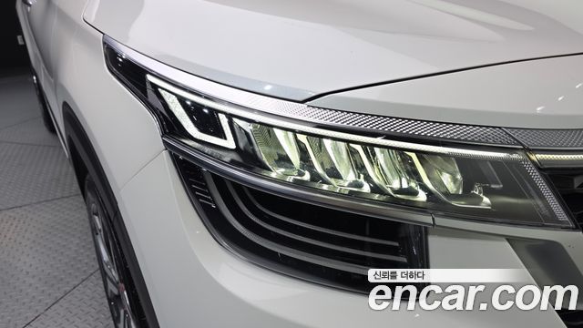 Kia Seltos 2020 — photo 8