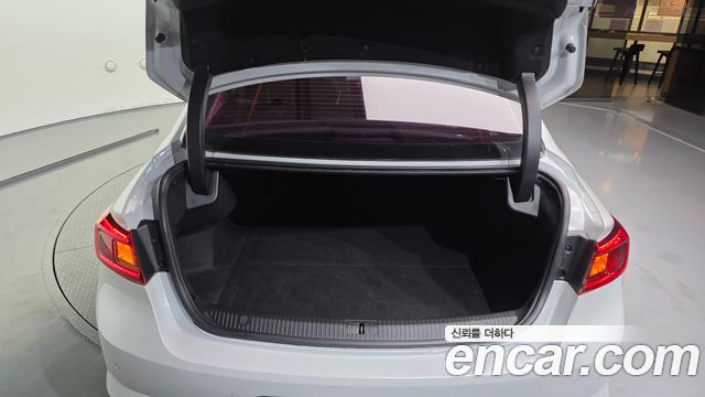 Renault Korea SM6 2016 — photo 26