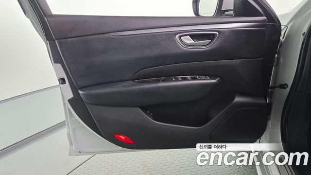 Renault Korea SM6 2016 — photo 14