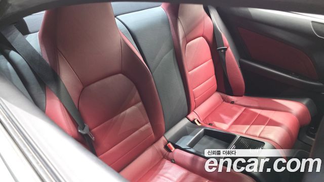 Mercedes-Benz E-Class 2014 — photo 12