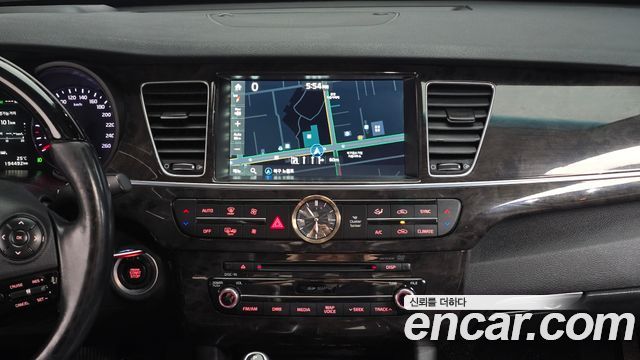 Kia K9 2015 — photo 17