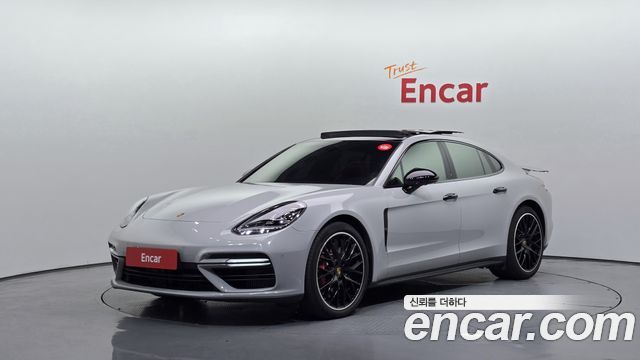 Porsche Panamera 2017 — photo 1