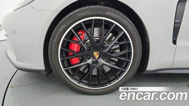 Porsche Panamera 2017 — photo 5