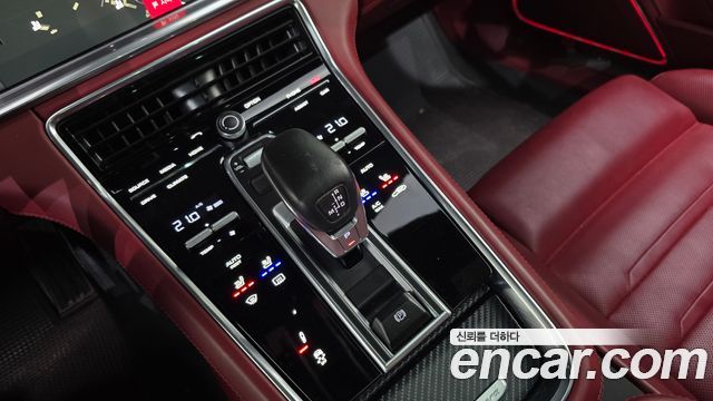 Porsche Panamera 2017 — photo 9