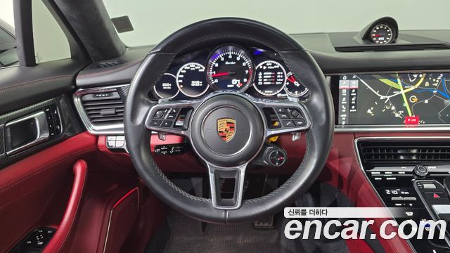 Porsche Panamera 2017 — photo 13