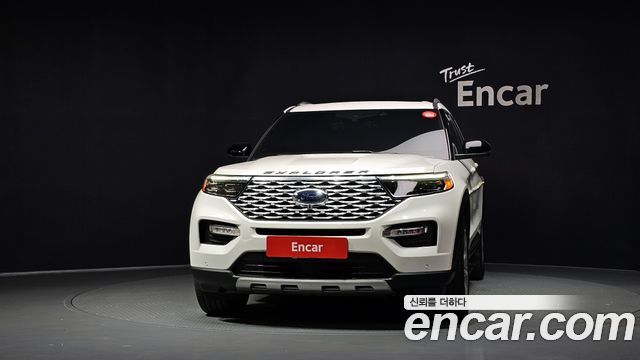 Ford Explorer 2021 — photo 3