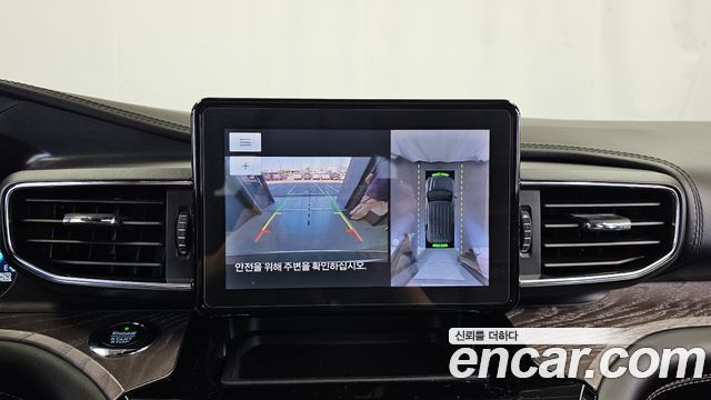 Ford Explorer 2021 — photo 15