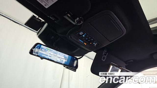 Ford Explorer 2021 — photo 17