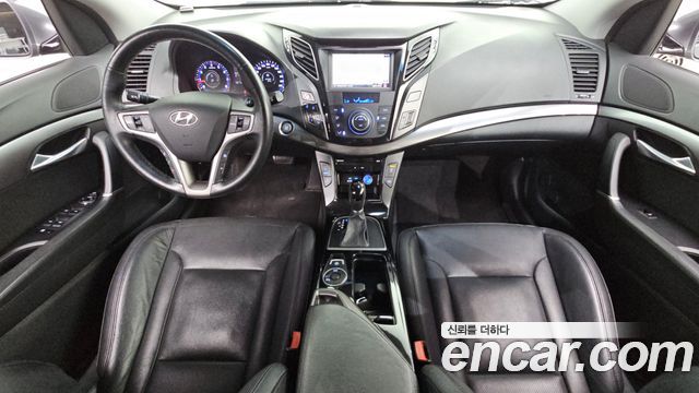 Hyundai i40 2017 — photo 10