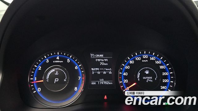 Hyundai i40 2017 — photo 11