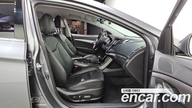 Hyundai i40 2017 — photo 17