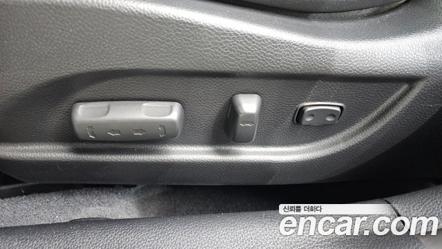 Hyundai i40 2017 — photo 20