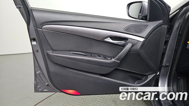 Hyundai i40 2017 — photo 14
