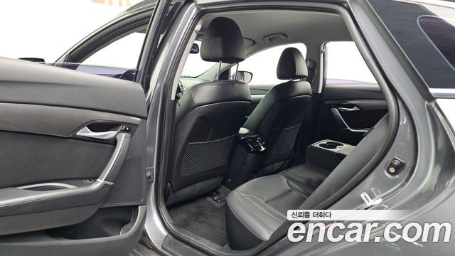 Hyundai i40 2017 — photo 16
