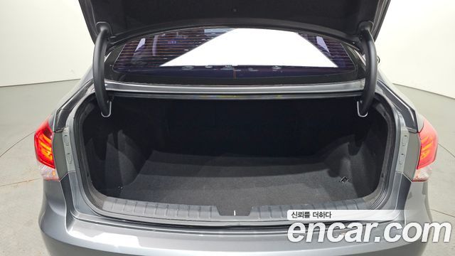 Hyundai i40 2017 — photo 28
