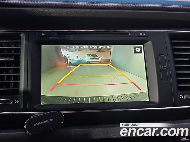 Kia Canival 2016 — photo 14