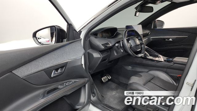 Peugeot 5008 2019 — photo 13