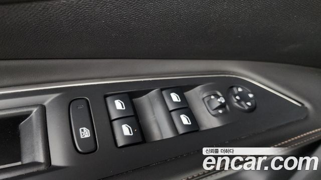 Peugeot 5008 2019 — photo 17