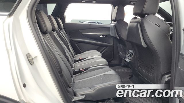 Peugeot 5008 2019 — photo 19