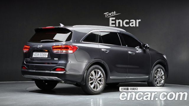 Kia Sorento 2017 — photo 2