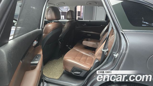 Kia Sorento 2017 — photo 12