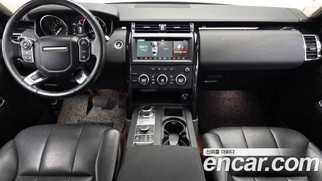 Land Rover Discovery 2018 — photo 10