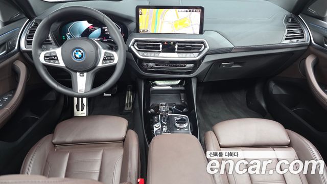 BMW iX3 2023 — photo 10