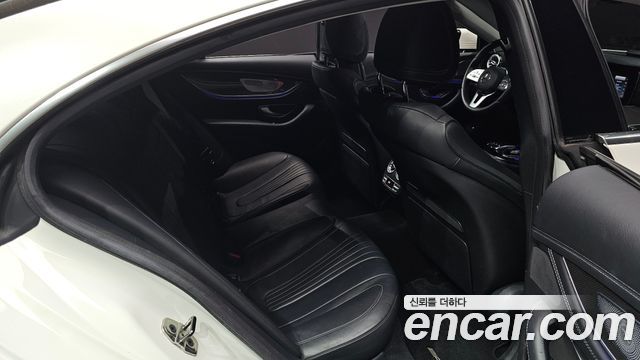 Mercedes-Benz CLS-Class 2019 — photo 12