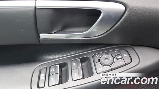 Hyundai Sonata 2020 — photo 28