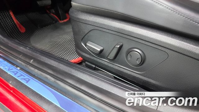Hyundai Sonata 2020 — photo 31