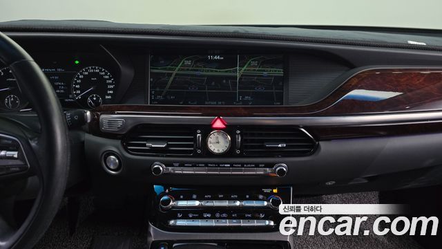 Genesis EQ900 2016 — photo 19