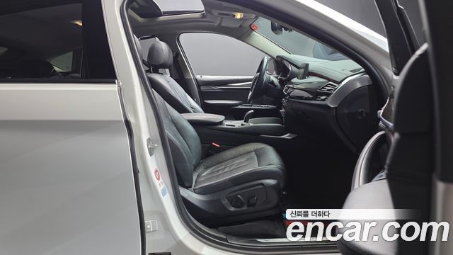 BMW X6 2015 — photo 11