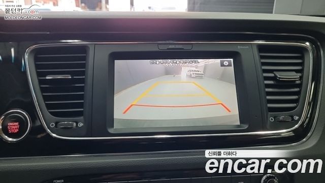 Kia Canival 2017 — photo 14