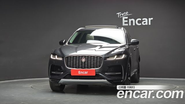 Jaguar F-PACE 2022 — photo 3