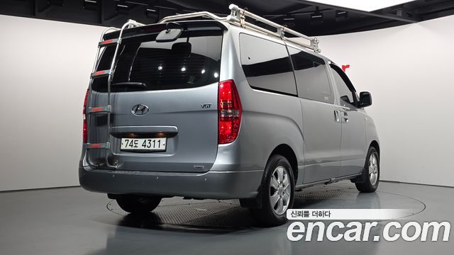 Hyundai Starex 2019 — photo 2