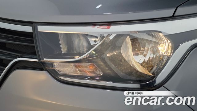 Hyundai Starex 2019 — photo 8