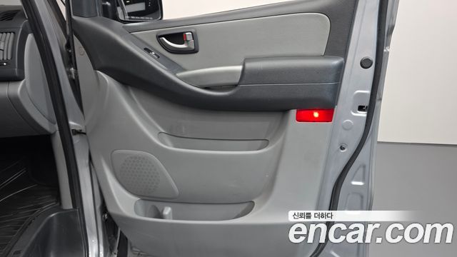 Hyundai Starex 2019 — photo 14