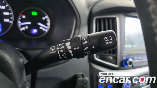 Hyundai Starex 2019 — photo 29