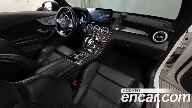 Mercedes-Benz C-Class 2018 — photo 10