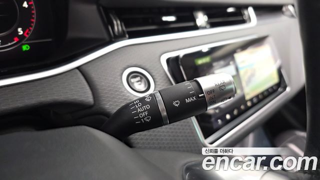 Land Rover Range Rover Evoque 2020 — photo 23