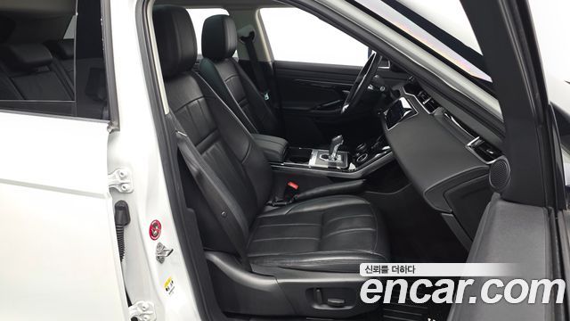 Land Rover Range Rover Evoque 2020 — photo 16