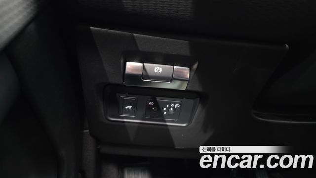 Land Rover Range Rover Evoque 2020 — photo 27