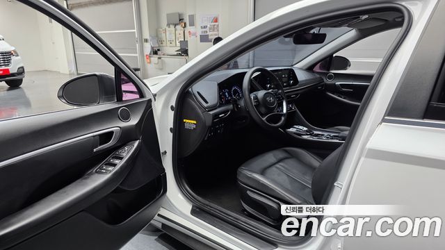 Hyundai Sonata 2020 — photo 13