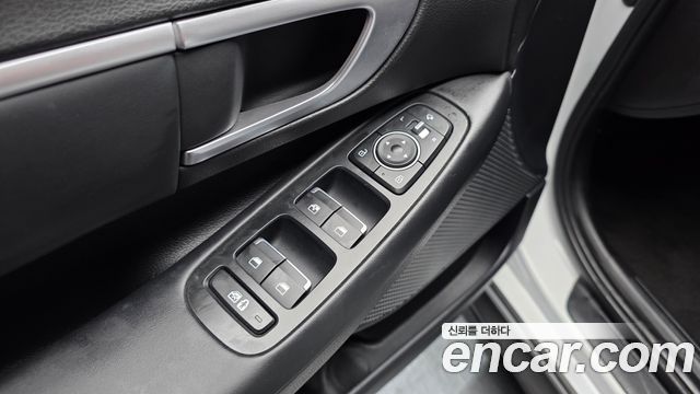 Hyundai Sonata 2020 — photo 29
