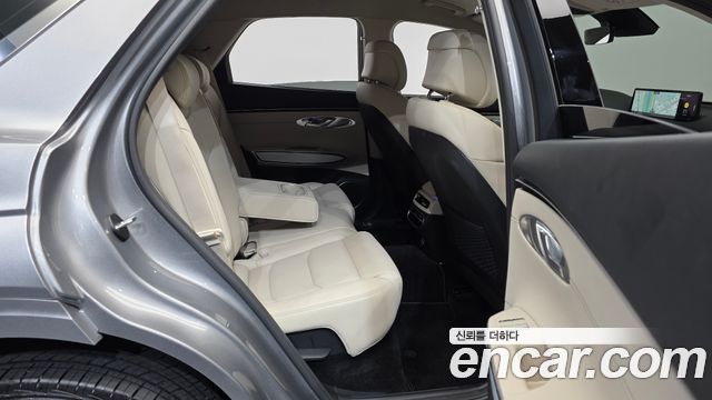 Genesis GV70 2024 — photo 18